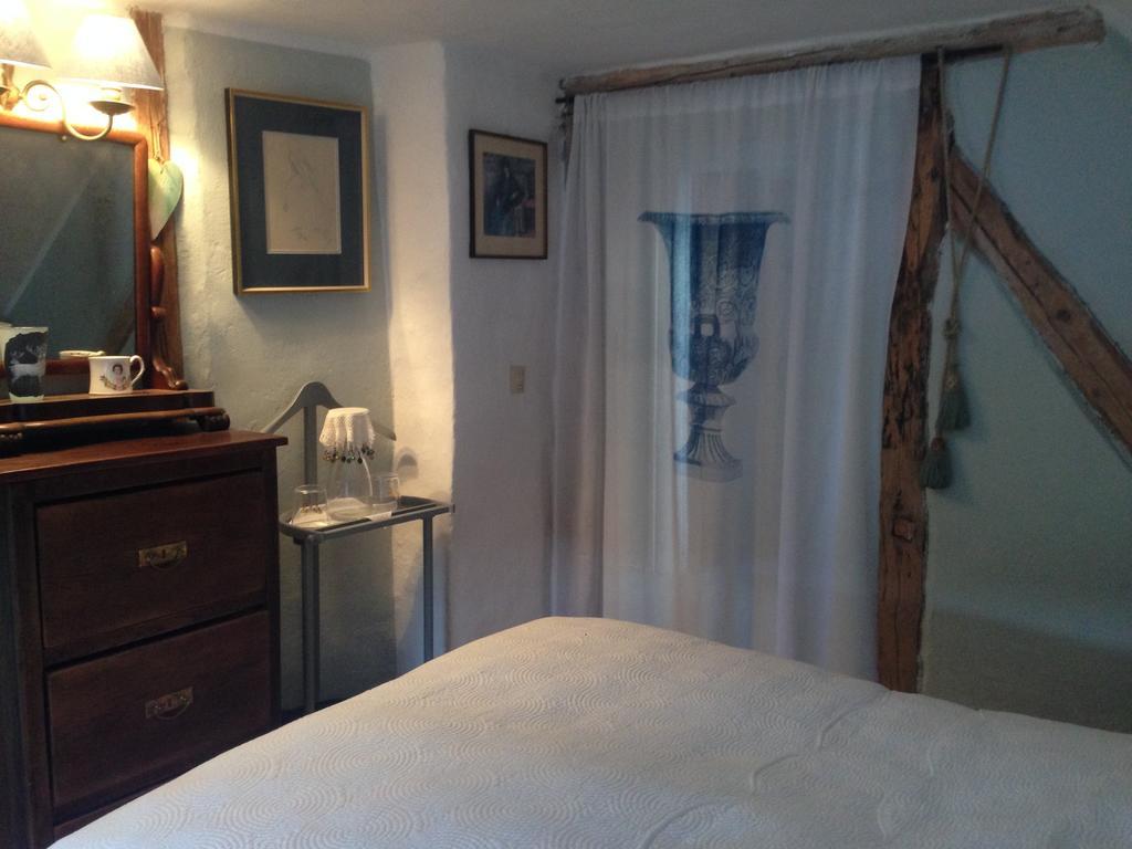 All Seasons Bed & Breakfast Kerpen  Ruang foto